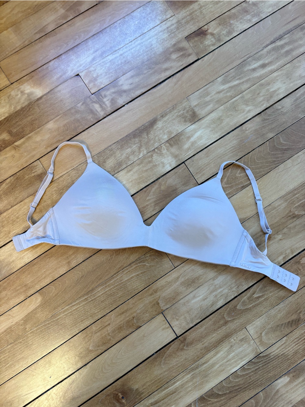 Skims Wireless Form T-shirt Demi Bra - 32DD